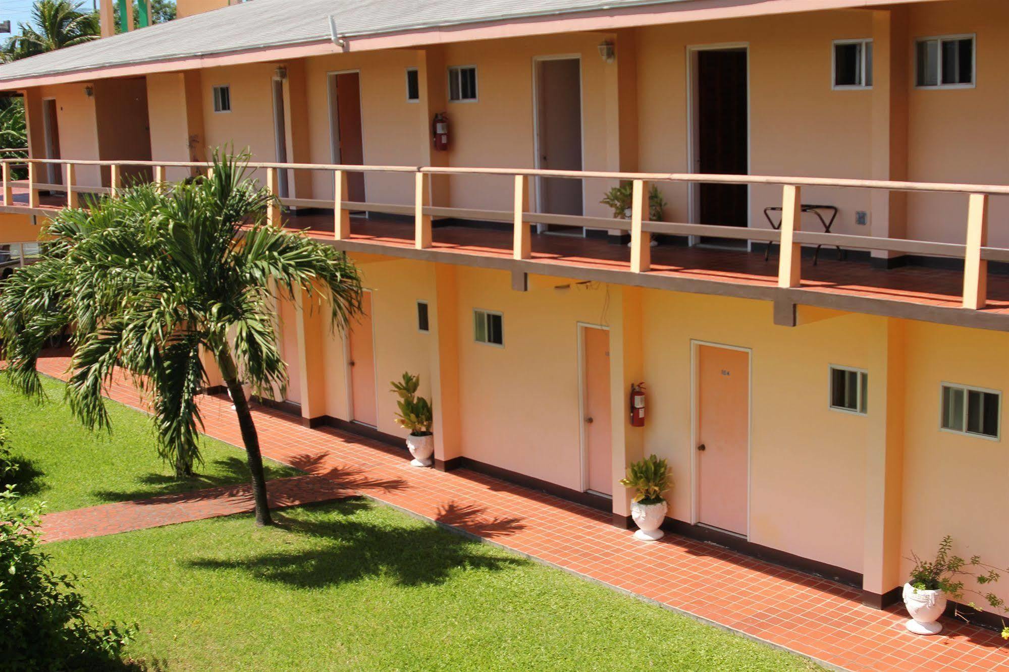 Point Salines Hotel Gwa Kay Extérieur photo